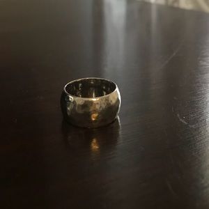 Silpada Hammered style ring